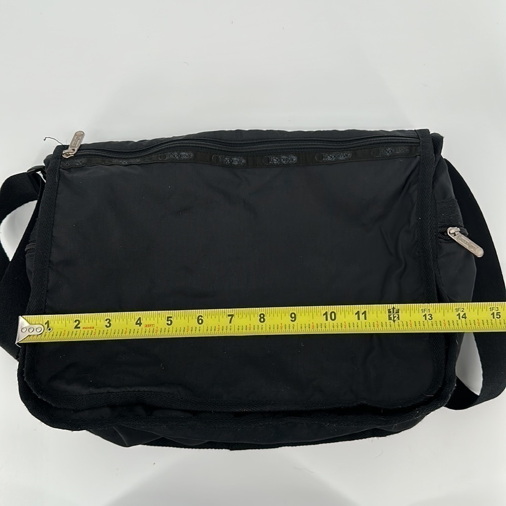 Lesportsac Black Front Flap Adjustable Strap Messenger Bag - Picture 12 of 16